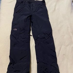 Black North face Women’s snow pants